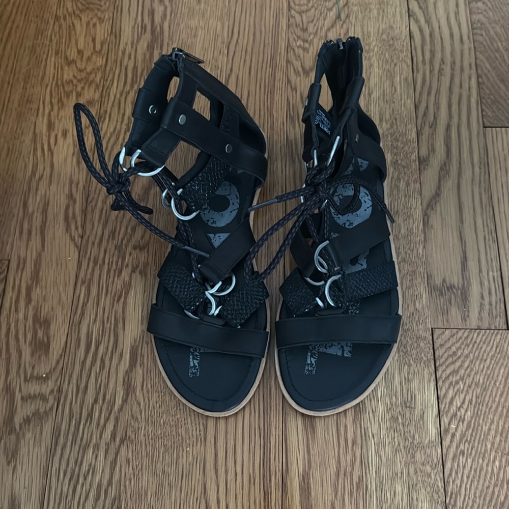 Sorel Ella Gladiator Lace Up Black Sandal Size 7.5 new - Picture 3 of 5